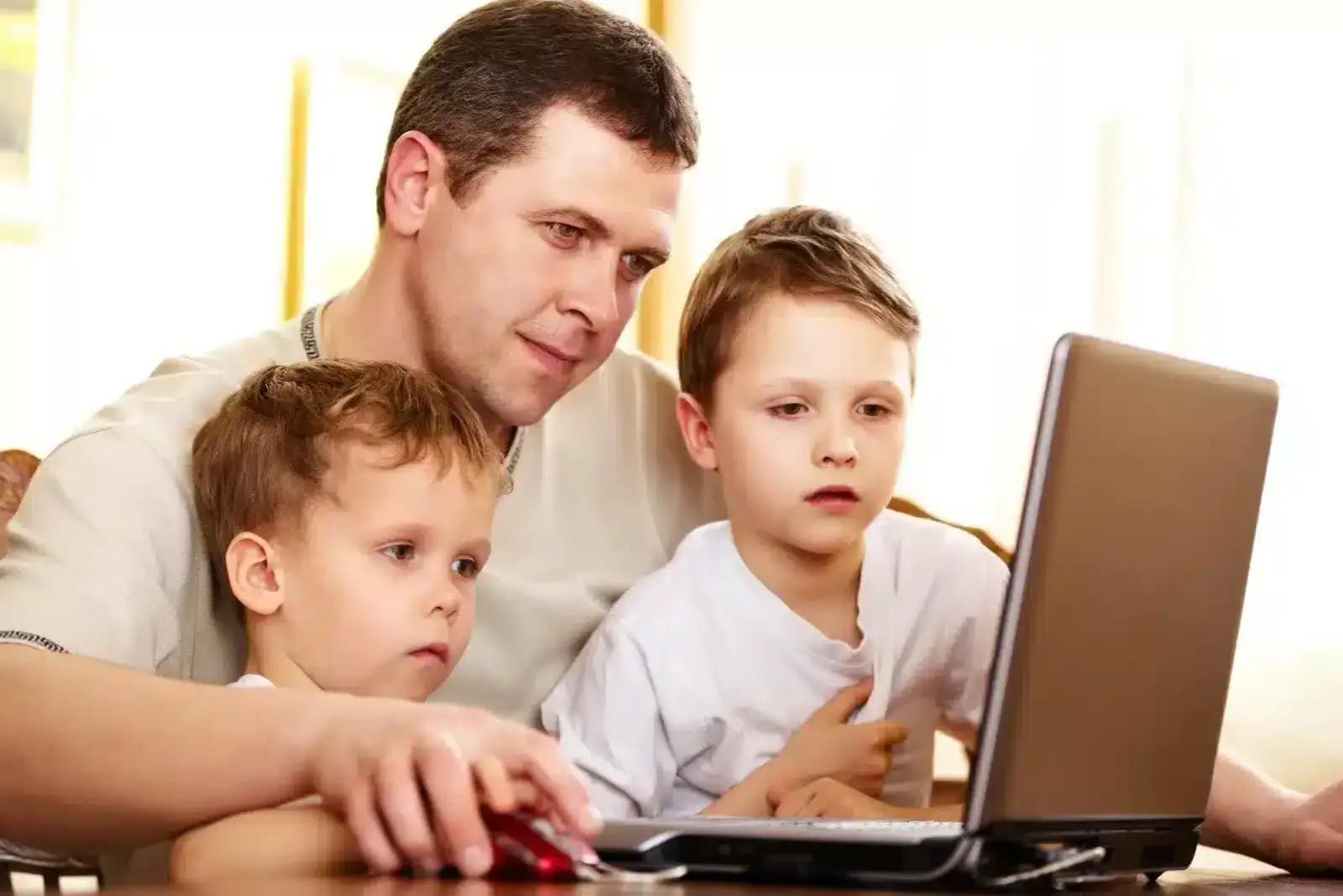 3 Ways To Keep Homeschooled Children On Task